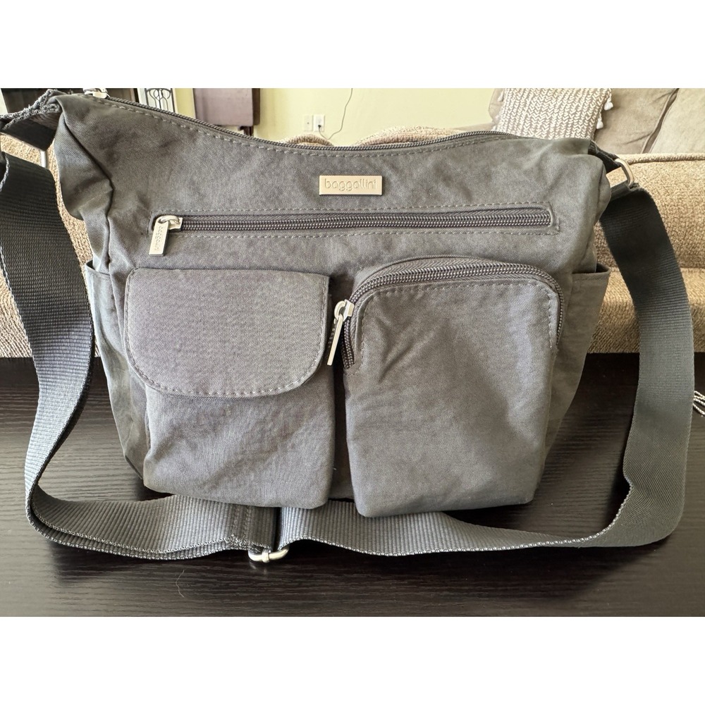 Baggallini Everyplace Crossbody Gray Nylon Travel Purse Lightweight Adjustable